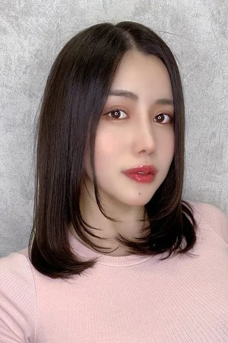 用户山与海之间的头像